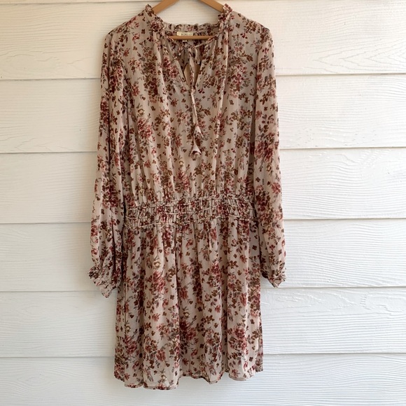 Kori Plus XL Floral smocked waist v neck flutter hem long sleeve mini dress - Picture 1 of 16